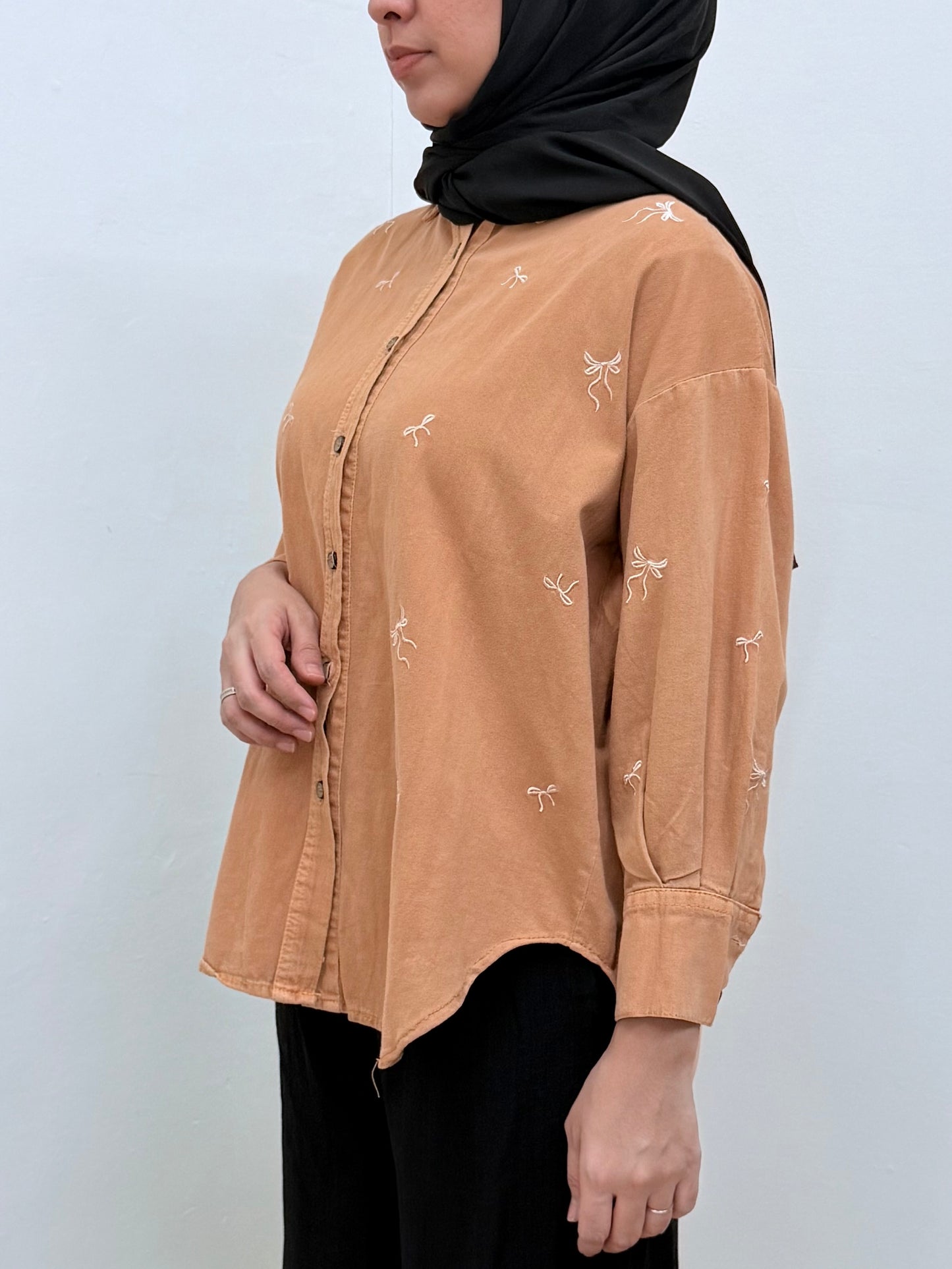 CHACHA RIBBON BLOUSE IN PEACH