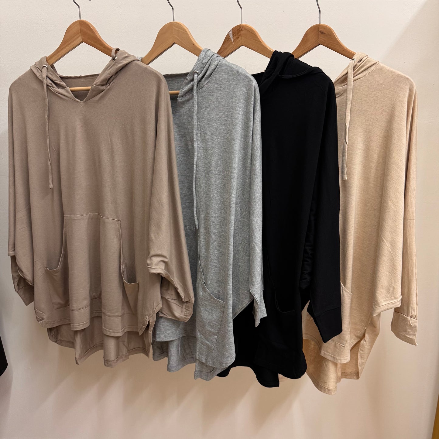 COMFY HOODIE