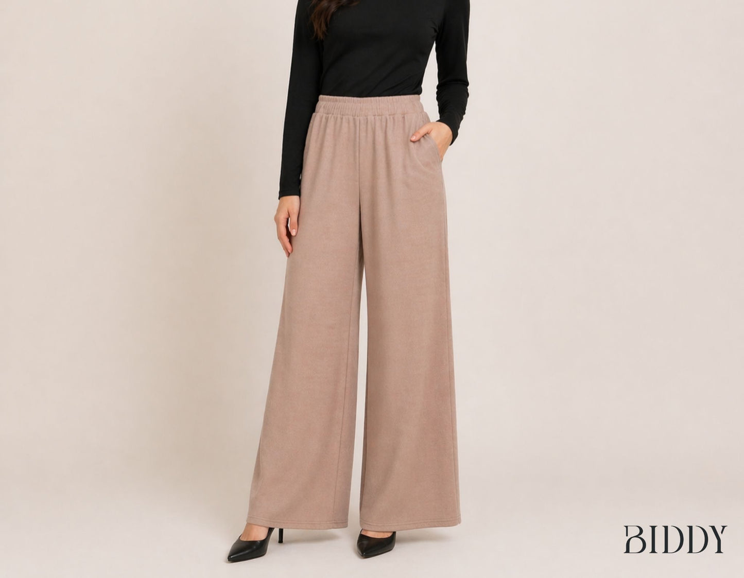 NIO SOFT RIBBED PANTS